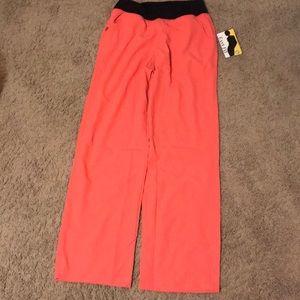 Wonder wink easy fit scrub pants size Medium